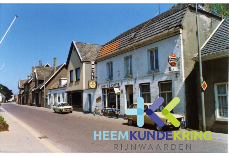Hoofdstraat 11-7-1977 Coll. HKR (14)